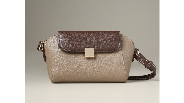 Lino PerrosStructured Sling Bag