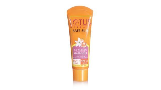 Lotus Herbals Unisex Safe Sun SPF 50 UV Screen MatteGel Sunscreen
