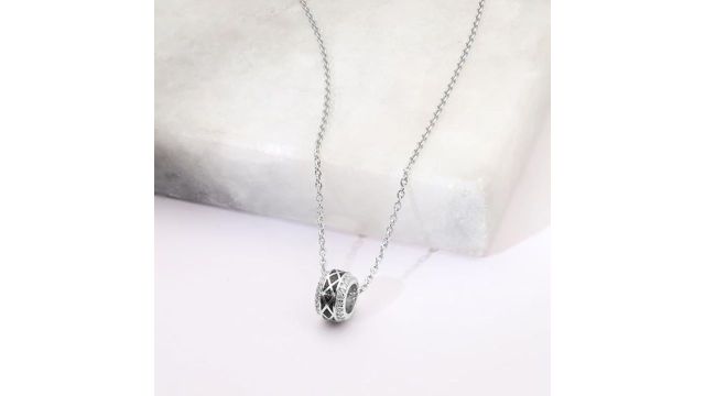 Mia by Tanishq Shimmer Crush Silver Necklace