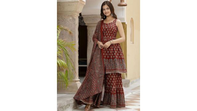 Nayo Ethnic Motifs Kurta with Sharara & Dupatta (Maroon/Blue, Pure Cotton)