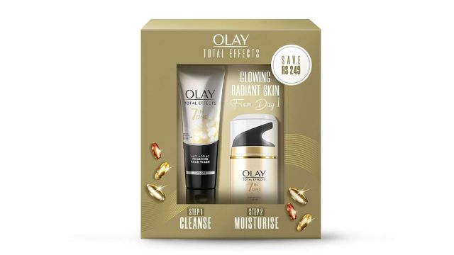 Olay Total Effects Day Cream + Cleanser Giftpack