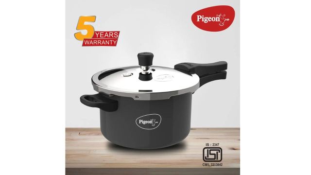 Pigeon by Stovekraft Special Plus Pressure Cooker Combo