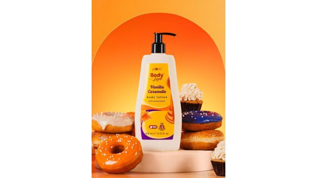 Plum BodyLovin’ Vanilla Caramello Body Lotion with Cocoa Butter (400 ml)