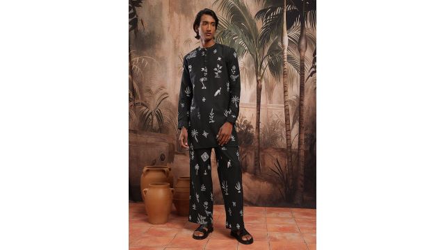 Sangria Floral Printed Pure Cotton Kurta with Trousers (Black)