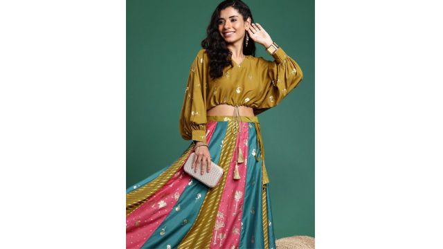 Sangria Foil‑Printed V‑Neck Dolman Sleeve Ready‑to‑Wear Lehenga Choli (Green/Teal)