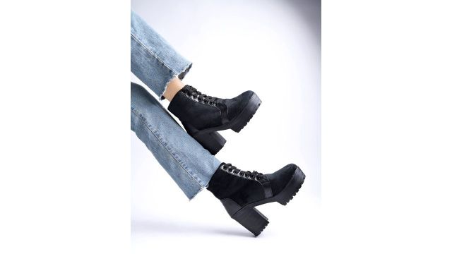 Shoetopia Girls Black Suede Block‑Heeled Boots