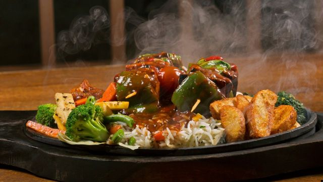 Sizzlers The Meal That Arrives with Drama