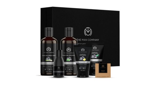 THE MAN COMPANY Charcoal Grooming Kit