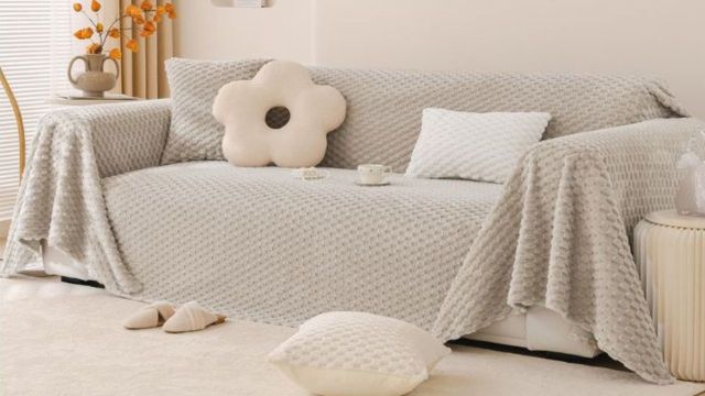 Top stain-hiding sofa cover picks to check out