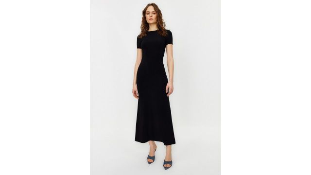Trendyol Maxi Round Neck Dress