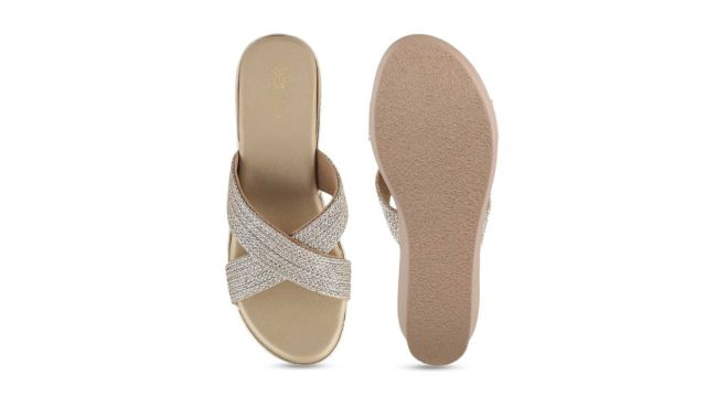 Tresmode GLAMR Textured Cross-Strap Wedge Heels