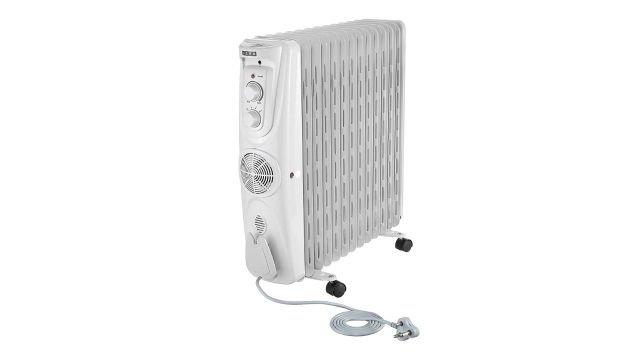 USHA 3811 F 2300-Watt Oil Filled Radiator