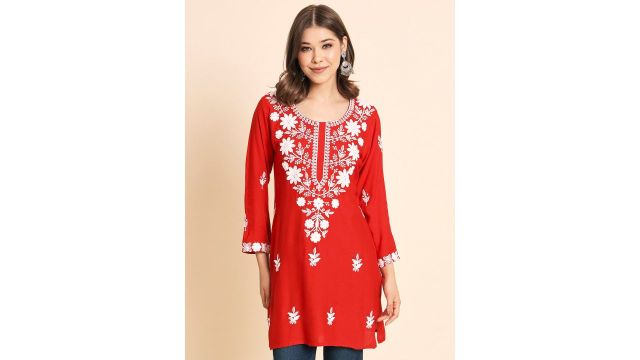 VAIRAGEE Floral Embroidered Kurti (Red & White)