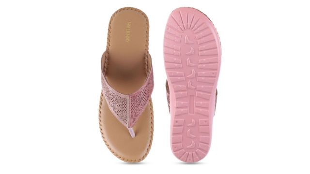WALKWAY by Metro Women Ethnic T-Strap Flats