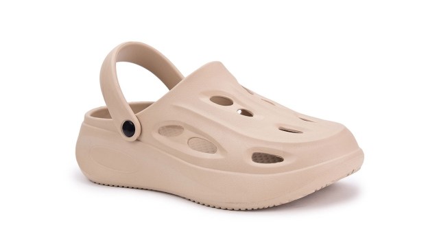 Zoom Shoes Soft Waterproof Anti‑Skid Daily Comfort Clogs (Beige)