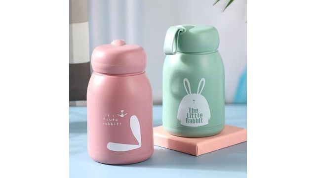 Adorable Rabbit‑Print Glass Water Bottle