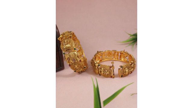 Anouk Set Of 2 Gold-Plated Stone Studded Temple Bangles