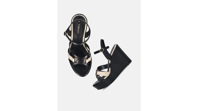 BAGATT Leather Wedge Sandals with Buckles (4")