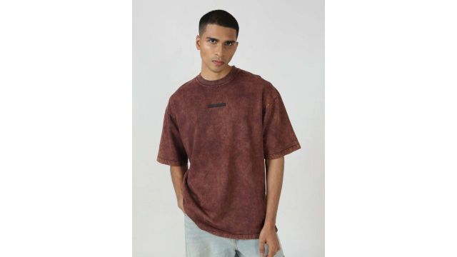 Chapter 2 Unisex Pockets T-shirt