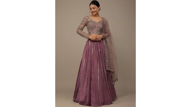 ETHNIC PLUS Embellished Sequinned Ready to Wear Lehenga & Blouse With Dupatta