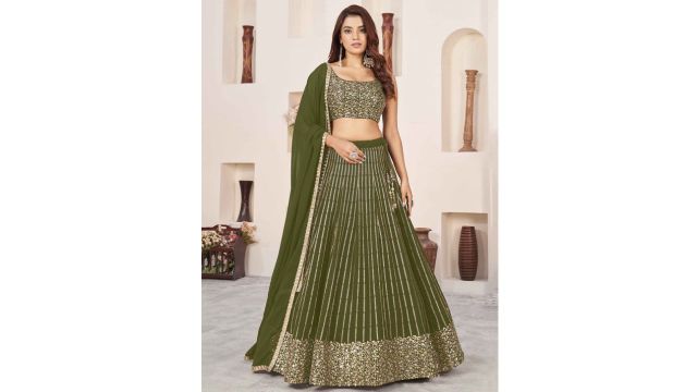 ETHNIC PLUS Embellished Sequinned Semi-Stitched Georgette Lehenga & Blouse With Dupatta