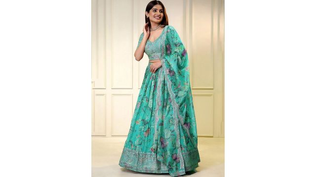 ETHNIC PLUS Embroidered Sequinned Semi-Stitched Organza Lehenga & Blouse With Dupatta
