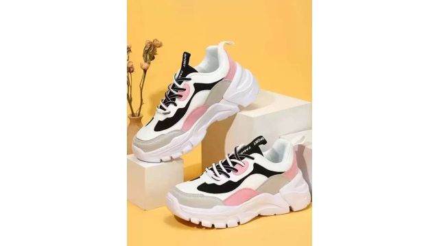 FABBMATE Girls Perforations Sneakers