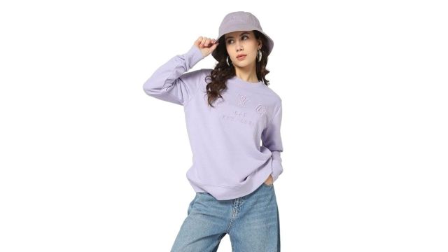 GAP Women’s Regular Fit Solid Full Sleeves Round Neck Sweatshirt