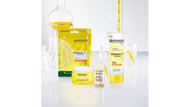 Garnier Skin Naturals, Day Cream, Brightening & Protects Skin