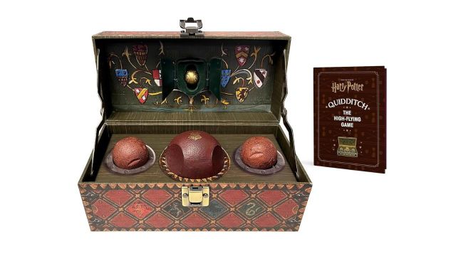 Harry Potter Quidditch Collectible Set