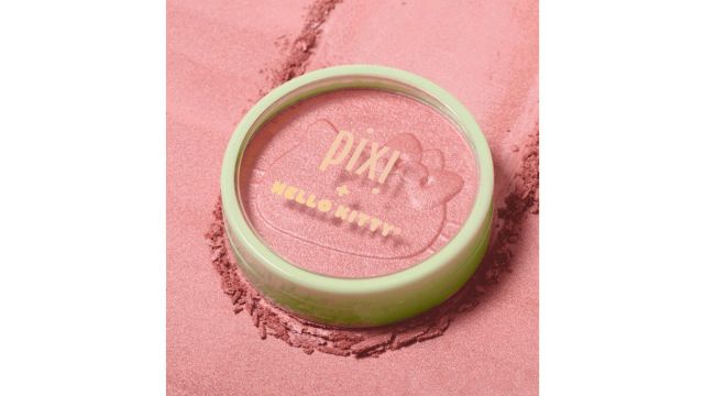 + Hello Kitty Glow-y Powder Blush – Friendly Blush