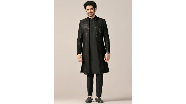 KISAH Men Embroidered Indo‑Western Sherwani Set (Black)