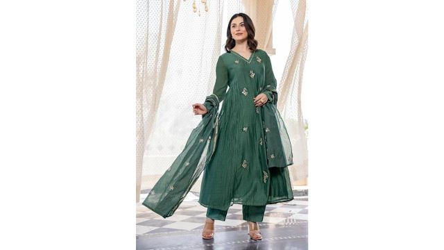 KLOSIA Women Embroidery Solid Anarkali Kurta and Pant Set
