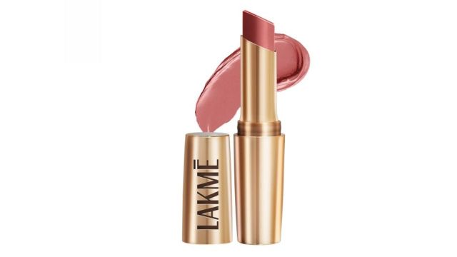 Lakme 9to5 Powerplay Priming Matte Lipstick With Vit E Lasts 16Hr 3.6g - MP7 Blushing Nude