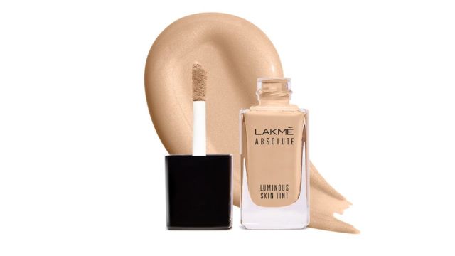 Lakme Absolute Luminous 24Hr Long Lasting Skin Tint Foundation