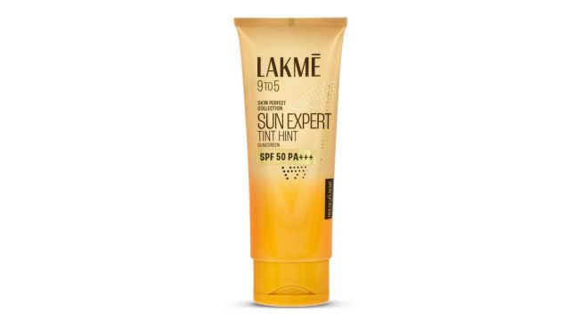 Lakme Tinted Sunscreen SPF 50 PA +++ UVA/B Protection