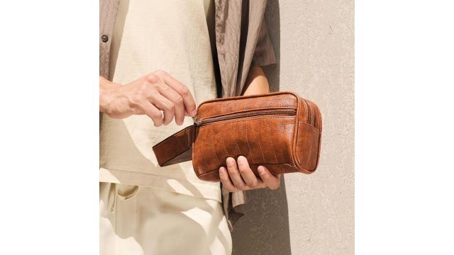 Lifelong Toiletry Bag for Men & Women