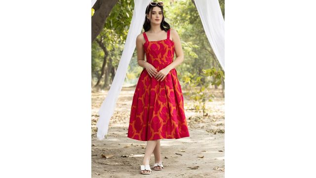 MABISH by Sonal Jain Women Strappy Box Pleat Midi Dress