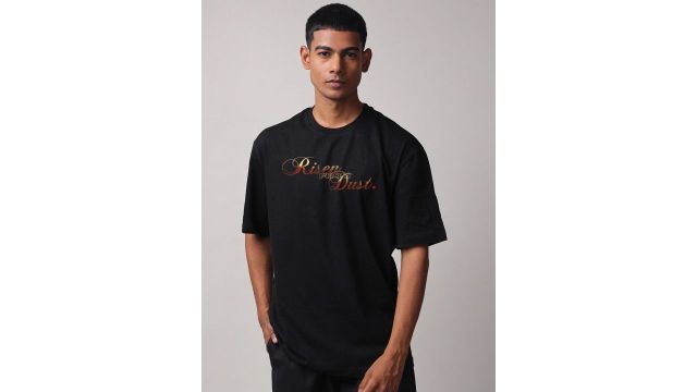 Mad Over Print Men Printed Drop-Shoulder Sleeves T-shirt