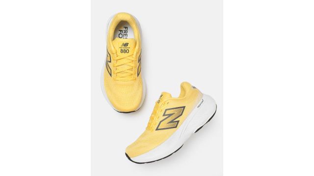 New Balance Women 880 Running Shoes