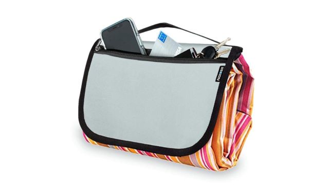 PACKNBUY Foldable Picnic Mat (600D Oxford, PVC Backing)