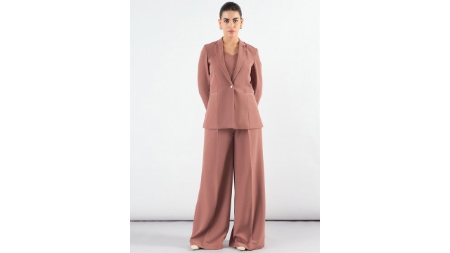 PowerSutraTailored-Fit Single-Breasted Three-Piece Suits