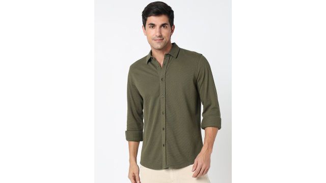 R&B Men Spread Collar Textured Cotton Casual Shirt