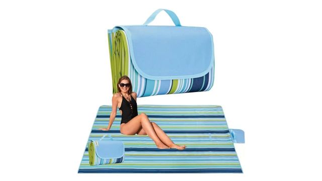 SKYLUME Extra‑Large Beach/ Picnic Blanket (Polyester + PVC, Rubberized Back)