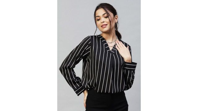 Selvia Women Black & White Striped Crepe Top