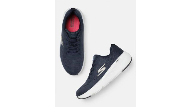 Skechers Women GO RUN ELEVATE-COVENTINA Running Shoes