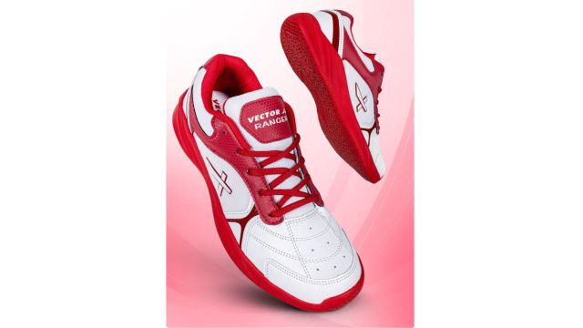 VECTOR X Men Colourblocked Badminton Non-Marking Lace-Ups Sports Shoes