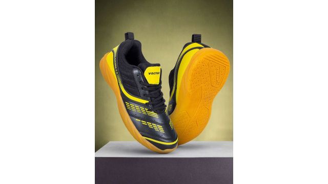VECTOR X SH-RANGER-7.0 Men Badminton Non-Marking Lace-Ups Shoes