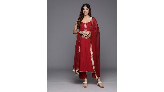 Varanga Maroon Gota Detailed Sleeveless Kurta with Trouser & Dupatta