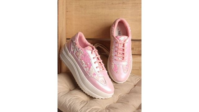 Vendoz Women Lightweight Embellished Lace-Ups Sneaker